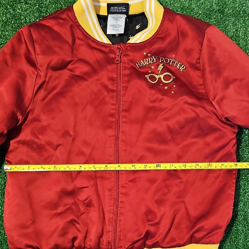 Red Hogwarts Bomber Youth Jacket With Side Pockets - Picture 6 of 10